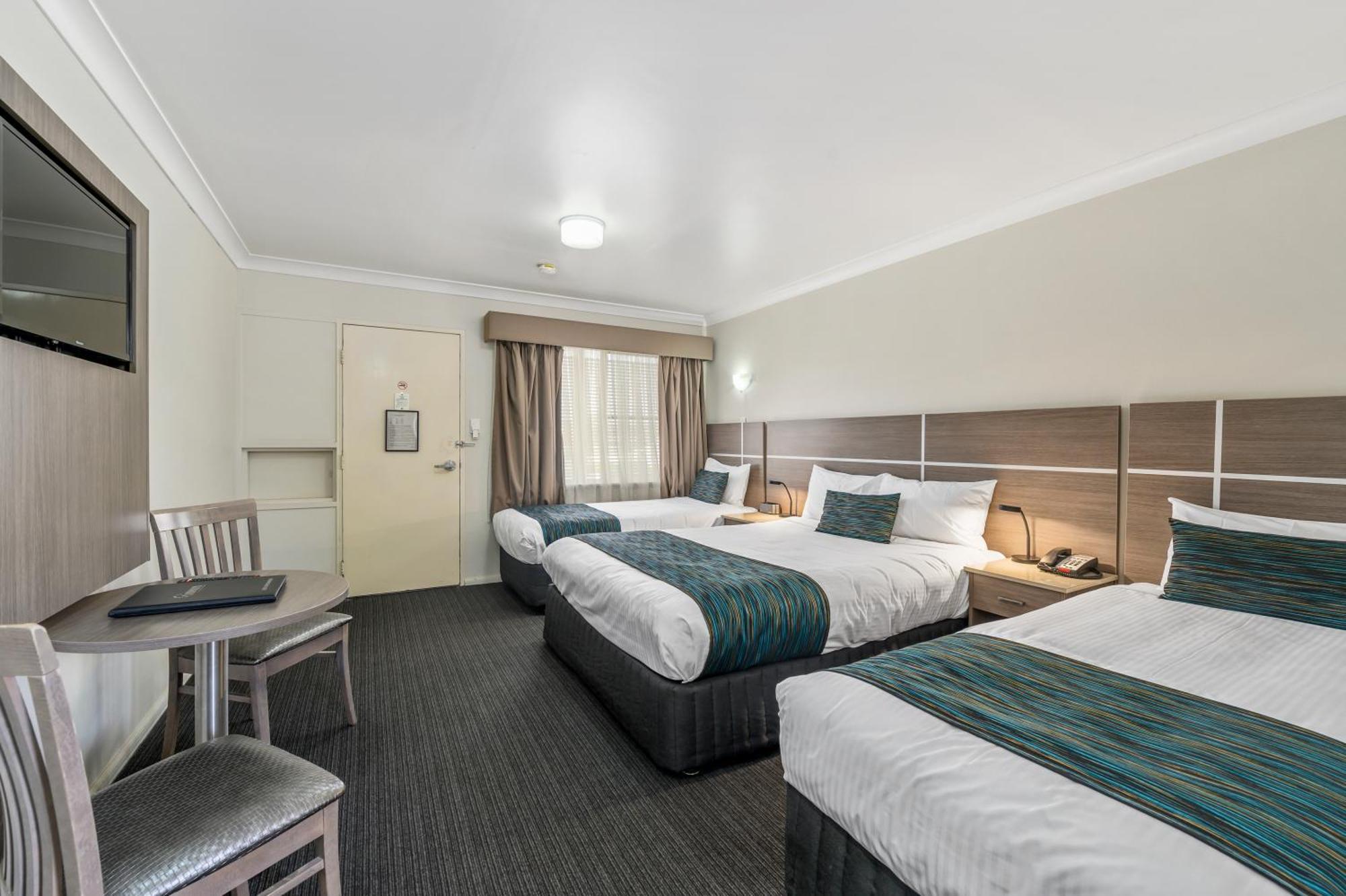 Quality Inn Ashby House Tamworth Extérieur photo