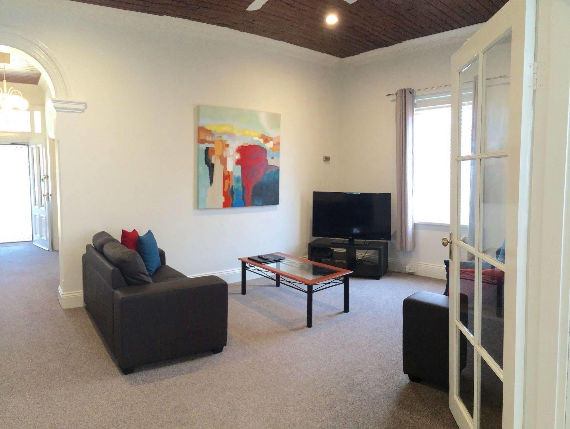 Quality Inn Ashby House Tamworth Extérieur photo